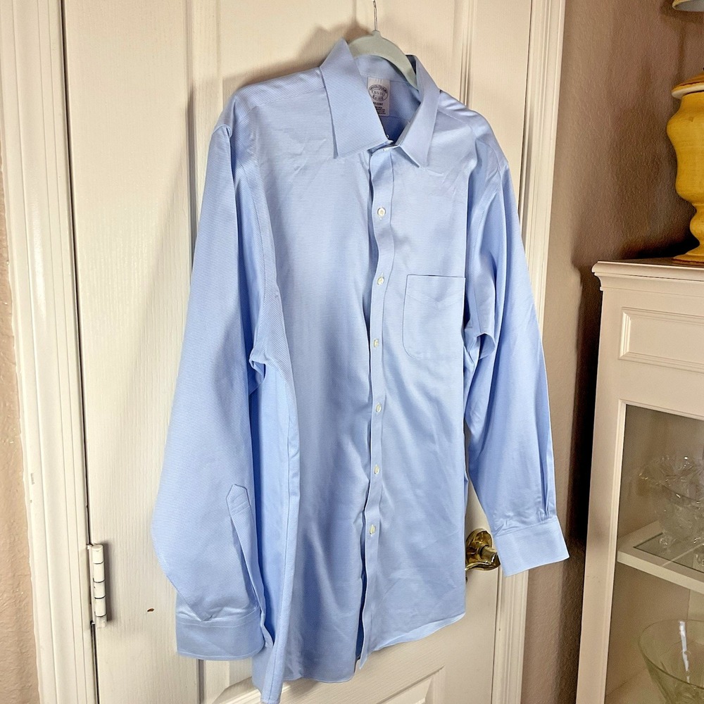 Brooks Brothers Regent Men's 16.5 x 33 Button Down Shirt Light Blue 100% Cotton - Picture 3 of 8